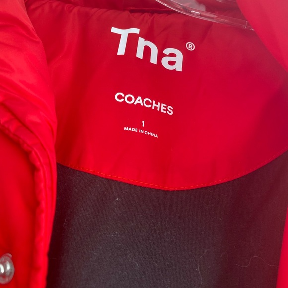 [SOLD] TNA Coaches Puffer - Picture 2 of 4